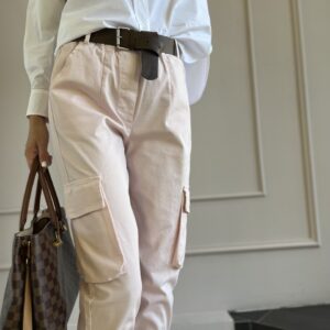 pink pants pockets